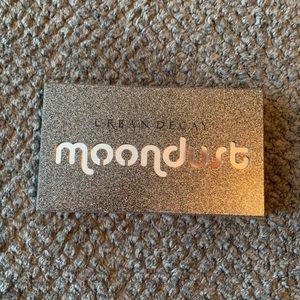 Urban Decay Moon Dust Eye shadow palette